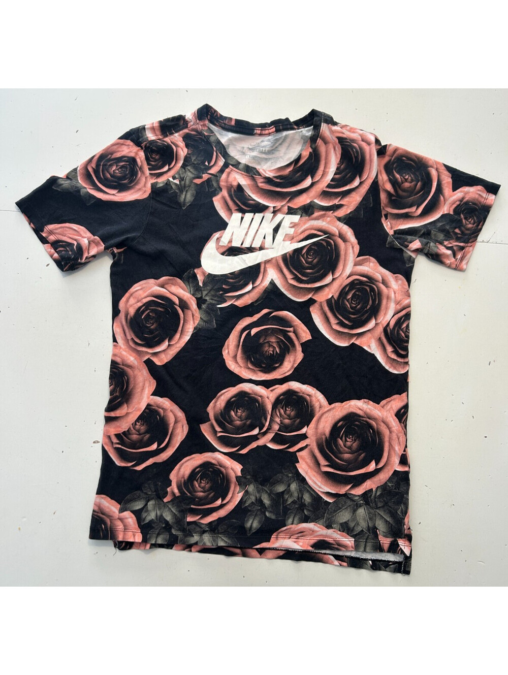 Nike Men’s Af1 Rose Aop T-Shirt Black/Rose Size S Streetwear